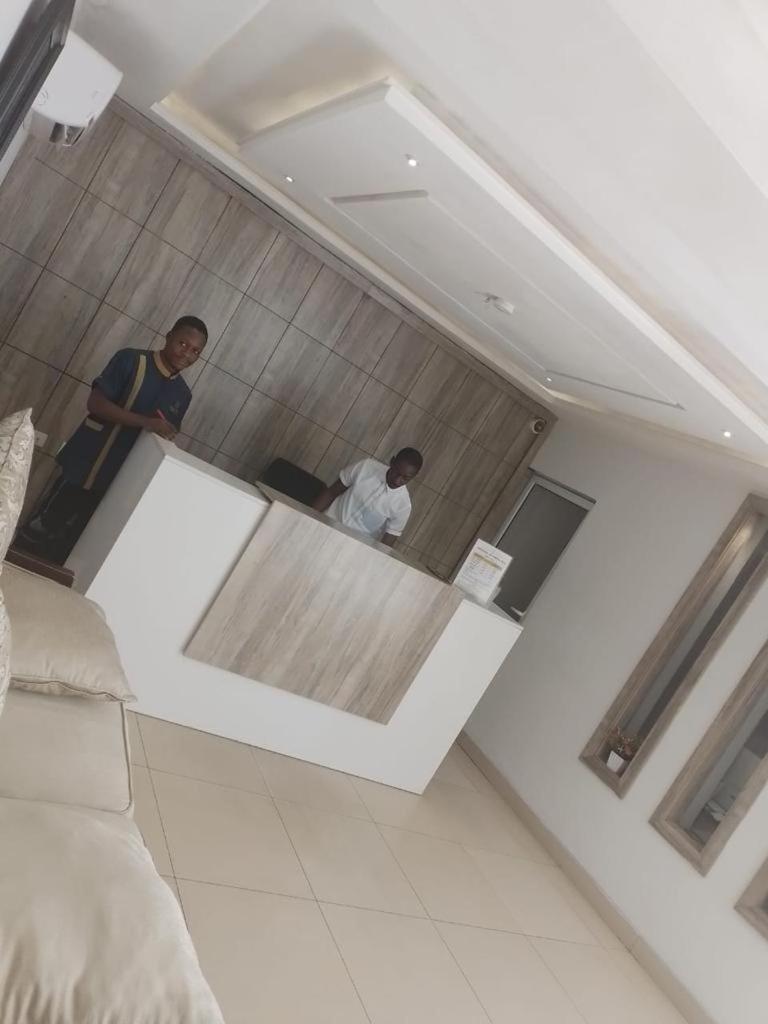 Swiss Pearl Continental Suite Wupa ภายนอก รูปภาพ