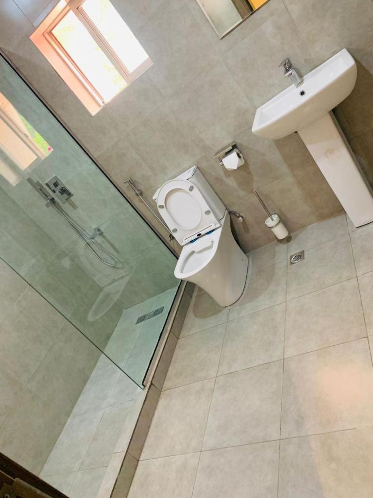 Swiss Pearl Continental Suite Wupa ภายนอก รูปภาพ